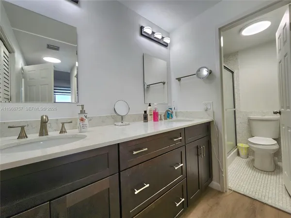 $4,000 | 3505 South Ocean Drive, Unit 1020, Hollywood, FL 33019