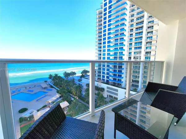 $4,000 | 3505 South Ocean Drive, Unit 1020, Hollywood, FL 33019