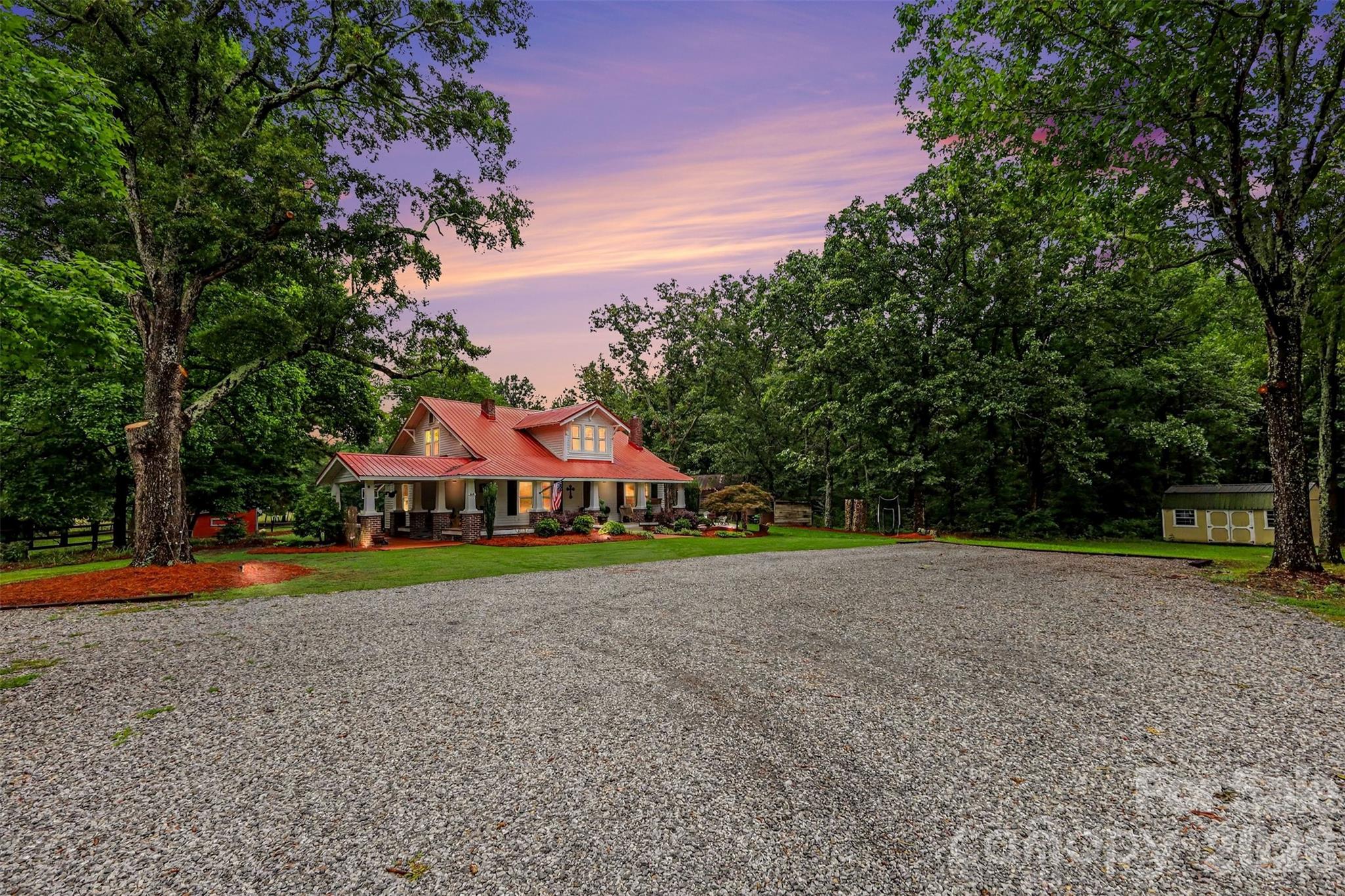 134 Mauney Farm Road Cherryville, NC 28021 - Photo 3 of 43 Gallery Image 3