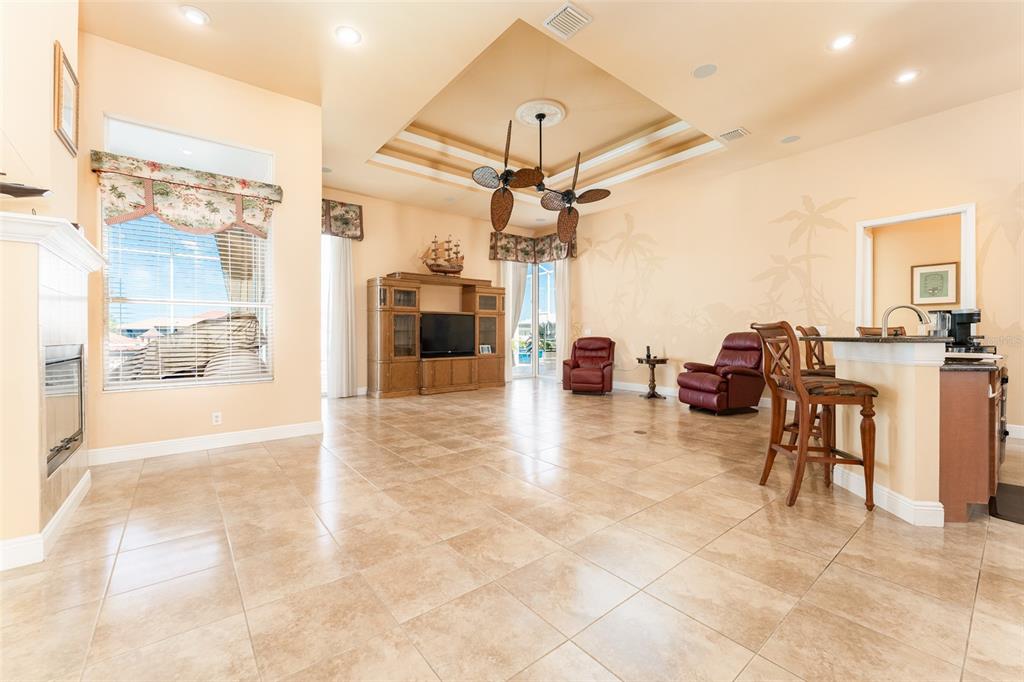 825 Birdie Way Apollo Beach, FL 33572 - Photo 16 of 71