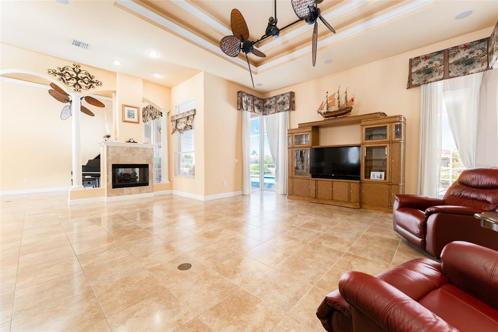 825 Birdie Way Apollo Beach, FL 33572 - Photo 19 of 71