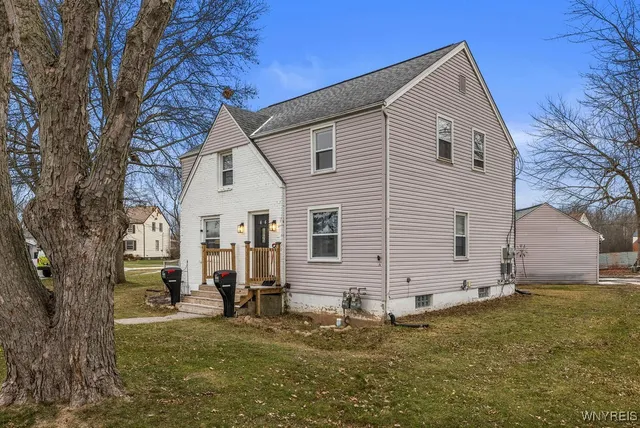 $249,900 | 66 West Park Road, Grand Island, NY 14072