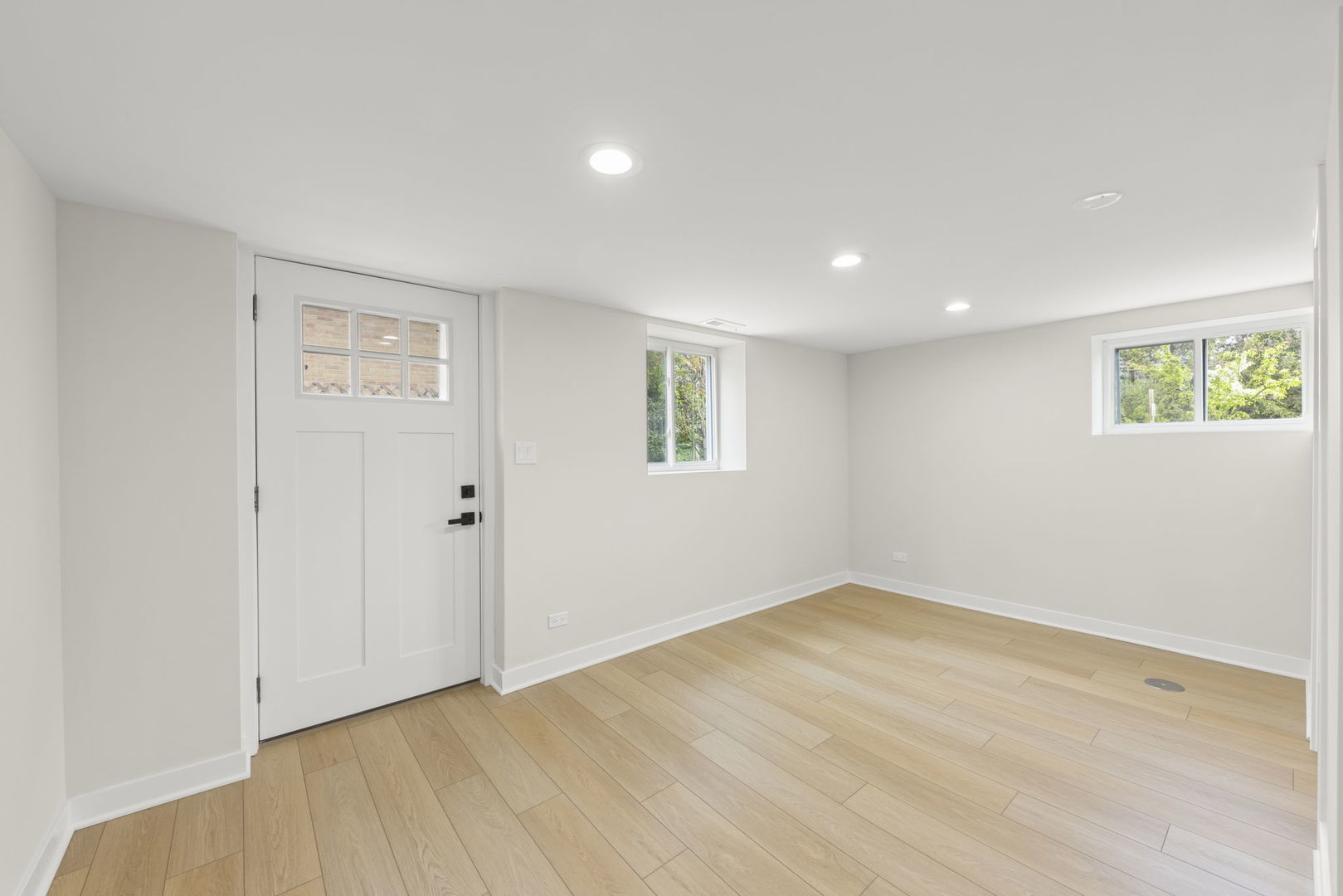 1984 Sunset Road Highland Park, IL 60035 - Photo 20 of 29 Gallery Image 20