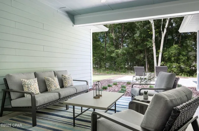 $975,400 | 300 Rue Esplanade, Lynn Haven, FL 32444