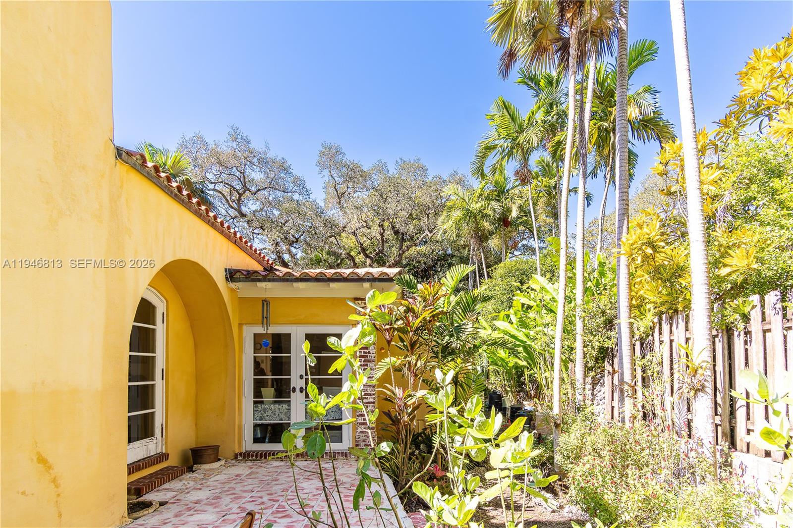 3835 Utopia Court Miami, FL 33133 - Photo 27 of 38 a view of a multi story door