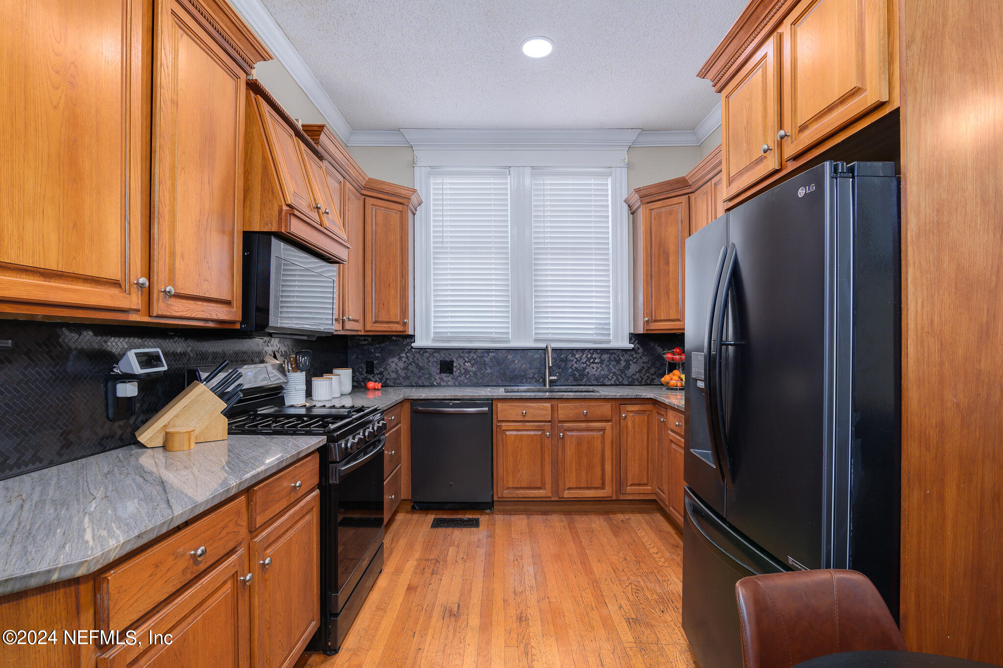2772 Riverside Avenue Jacksonville, FL 32205 - Photo 8 of 30 Kitchen