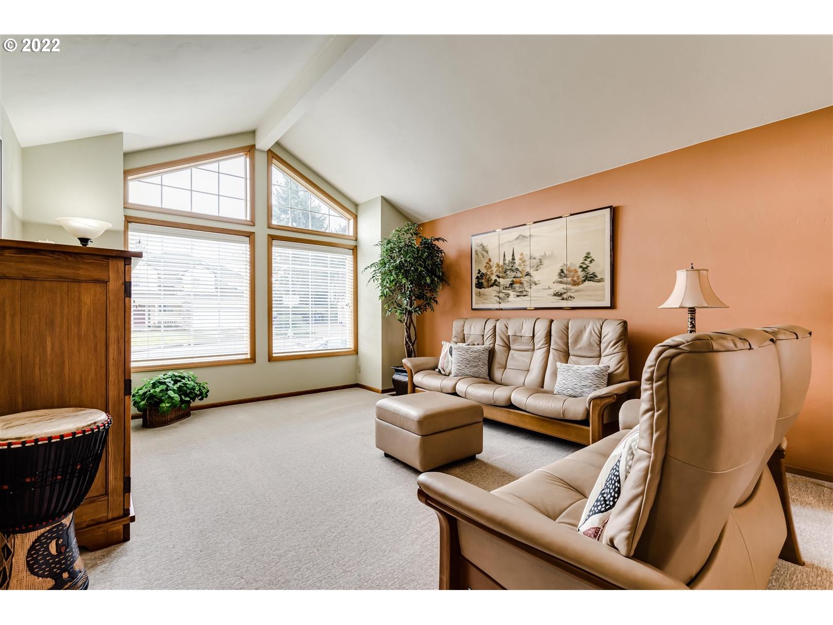 834 Raintree Way Springfield, OR 97477 - Photo 13 of 28 a living room with furniture and a large window