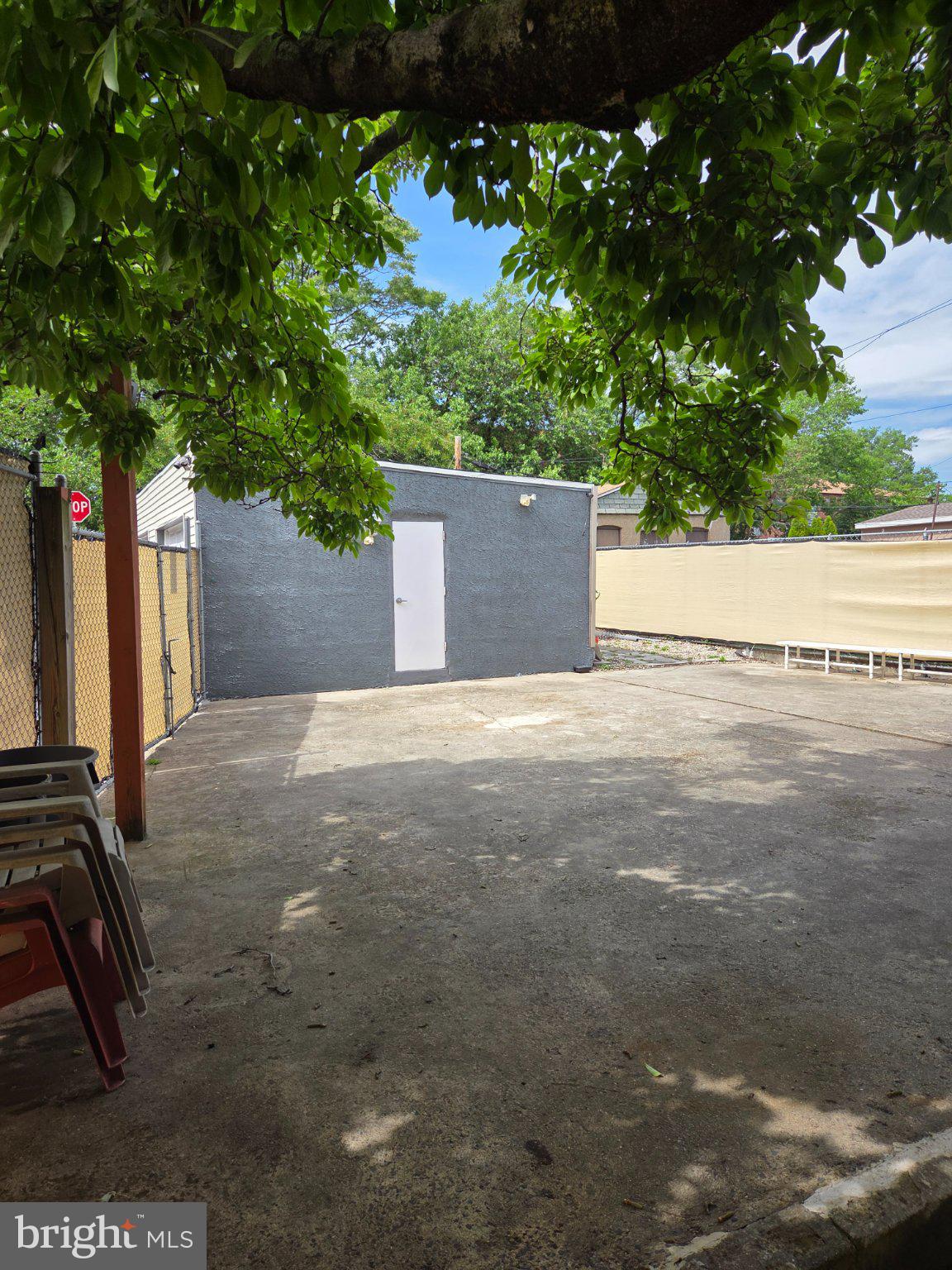 5234 Jackson Street Philadelphia, PA 19124 - Photo 9 of 30 Spacious outdoor back area