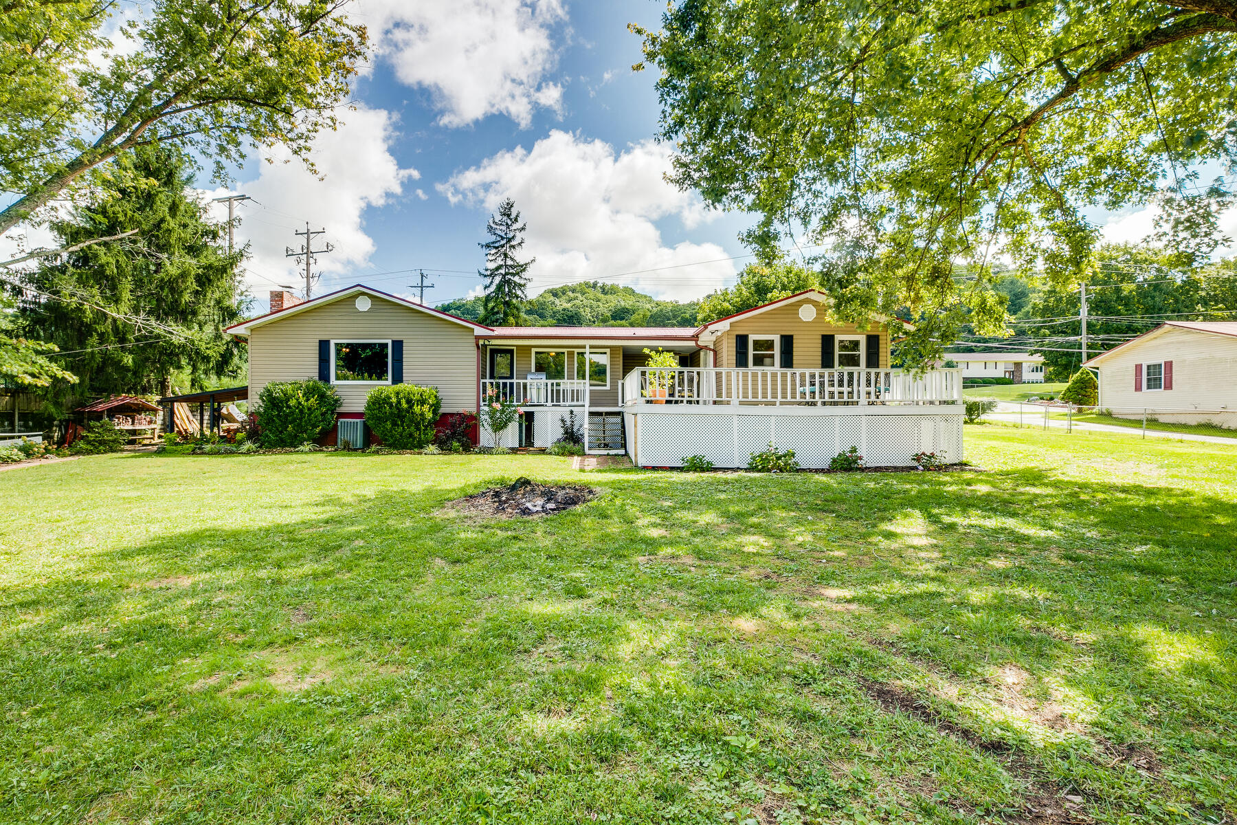 2386 Rock Springs Road Kingsport, TN 37664 - Photo 42 of 45 048