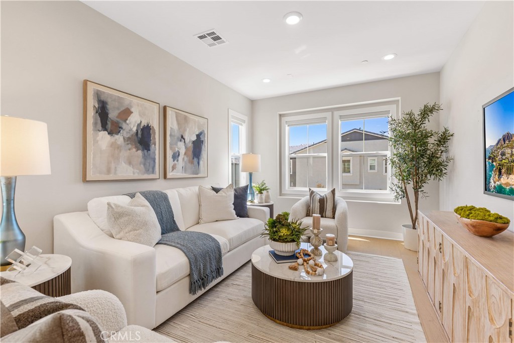 400 Riverbend Lake Forest, CA 92630 - Photo 11 of 45 Gallery Image 11