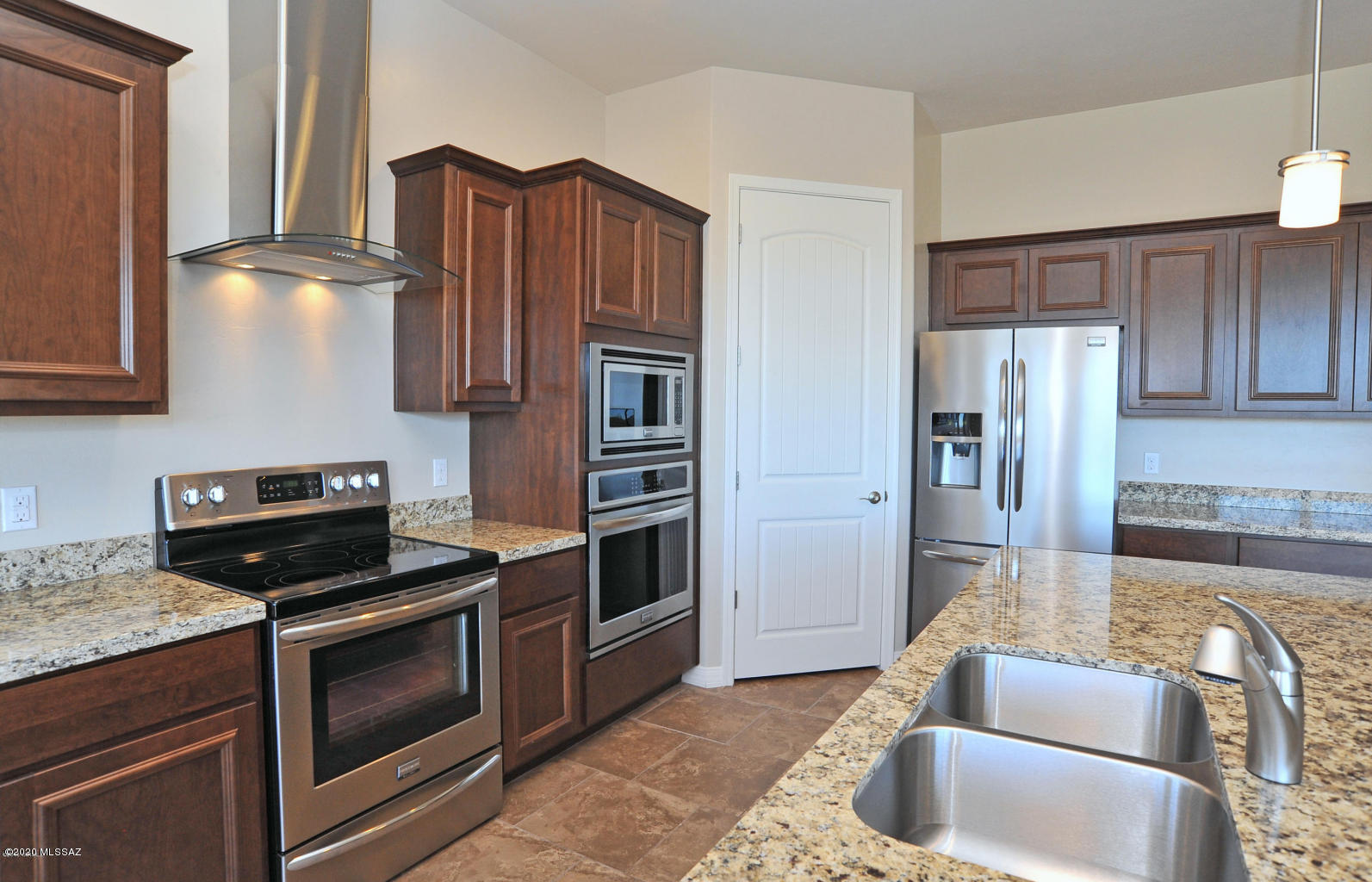 1240 North Range Rider Place Vail, AZ 85641 - Photo 11 of 17 Gallery Image 11
