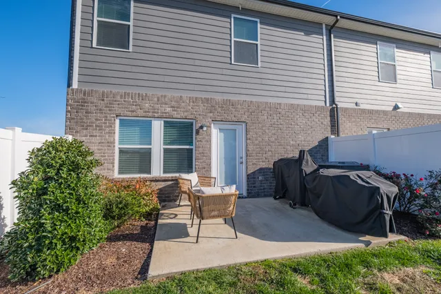 $345,000 | 2007 Chaucer Court, Lebanon, TN 37087