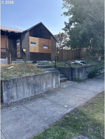 $175,000 | 2636 Southeast 107th Avenue, Portland, OR 97266