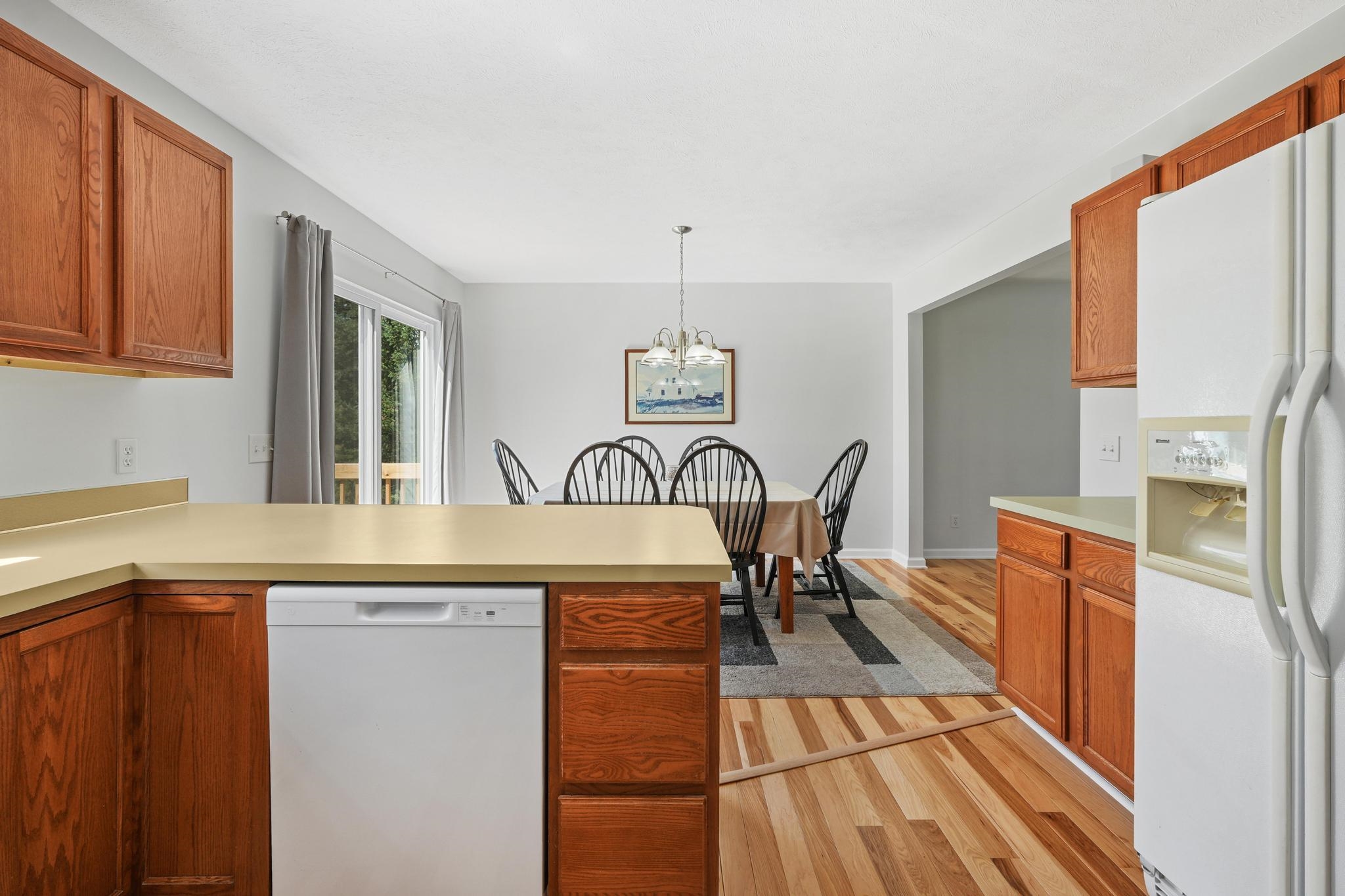553 Strohm Road Traverse City, MI 49696 - Photo 9 of 27