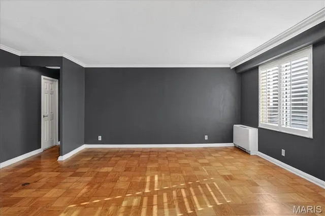 $242,000 | 900 South Hanley Road, Unit 7E, Clayton, MO 63105