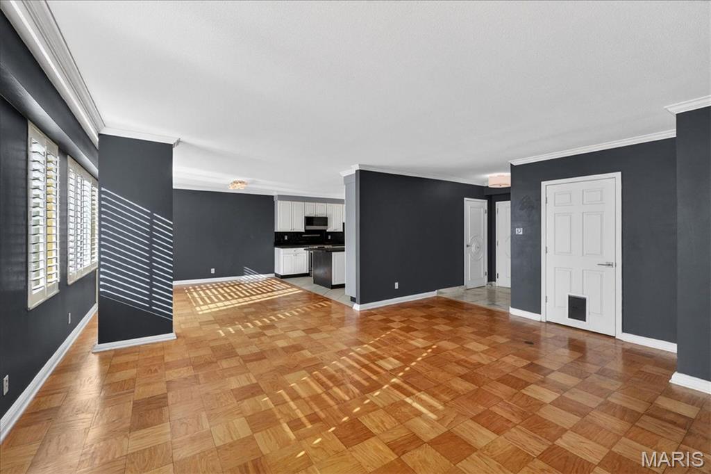 900 South Hanley Road, Unit 7E St. Louis, MO 63105 - Photo 8 of 42