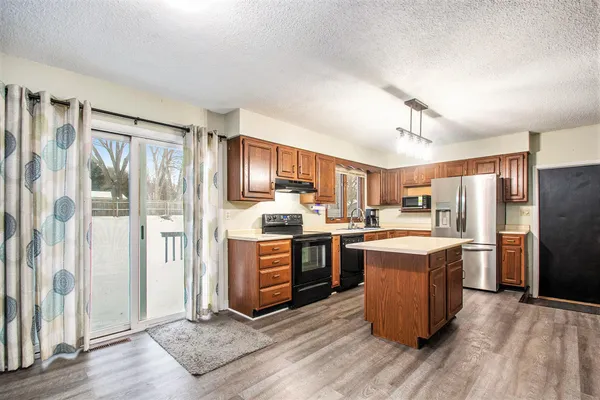 $225,000 | 1115 Marshlyn Drive, Niles, MI 49120