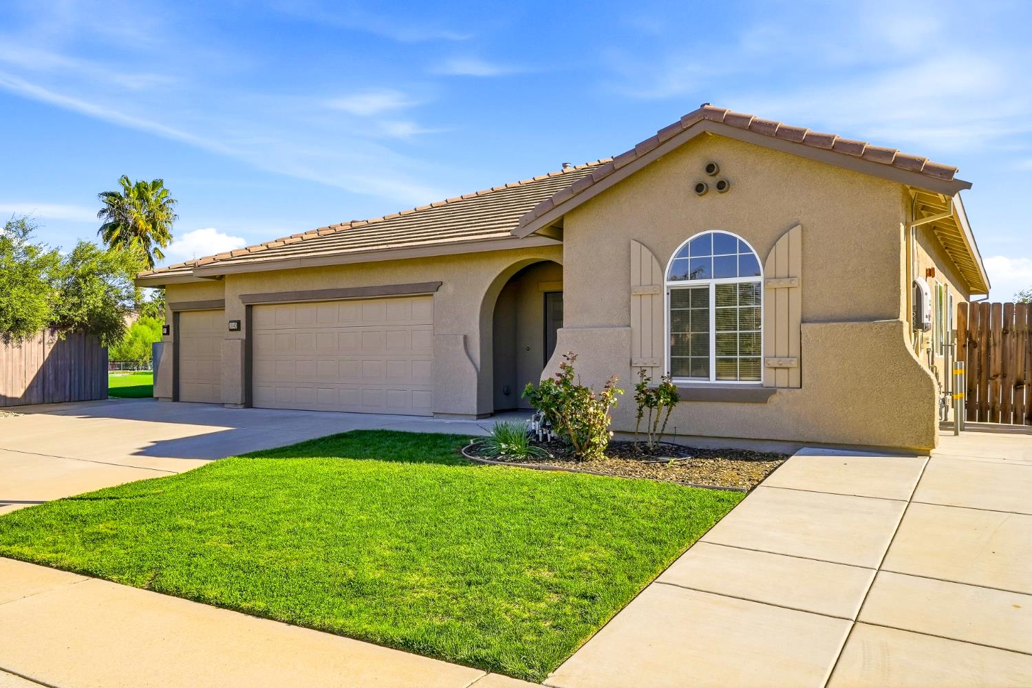 1040 Shakeley Lane Ione, CA 95640 - Photo 3 of 40