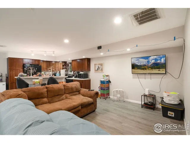 $895,000 | 643 West 10th Street, Loveland, CO 80537