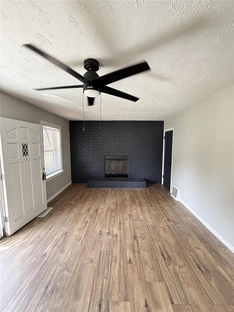 3700 Ashby Road St. Ann, MO 63074 - Photo 4 of 10 Gallery Image 4