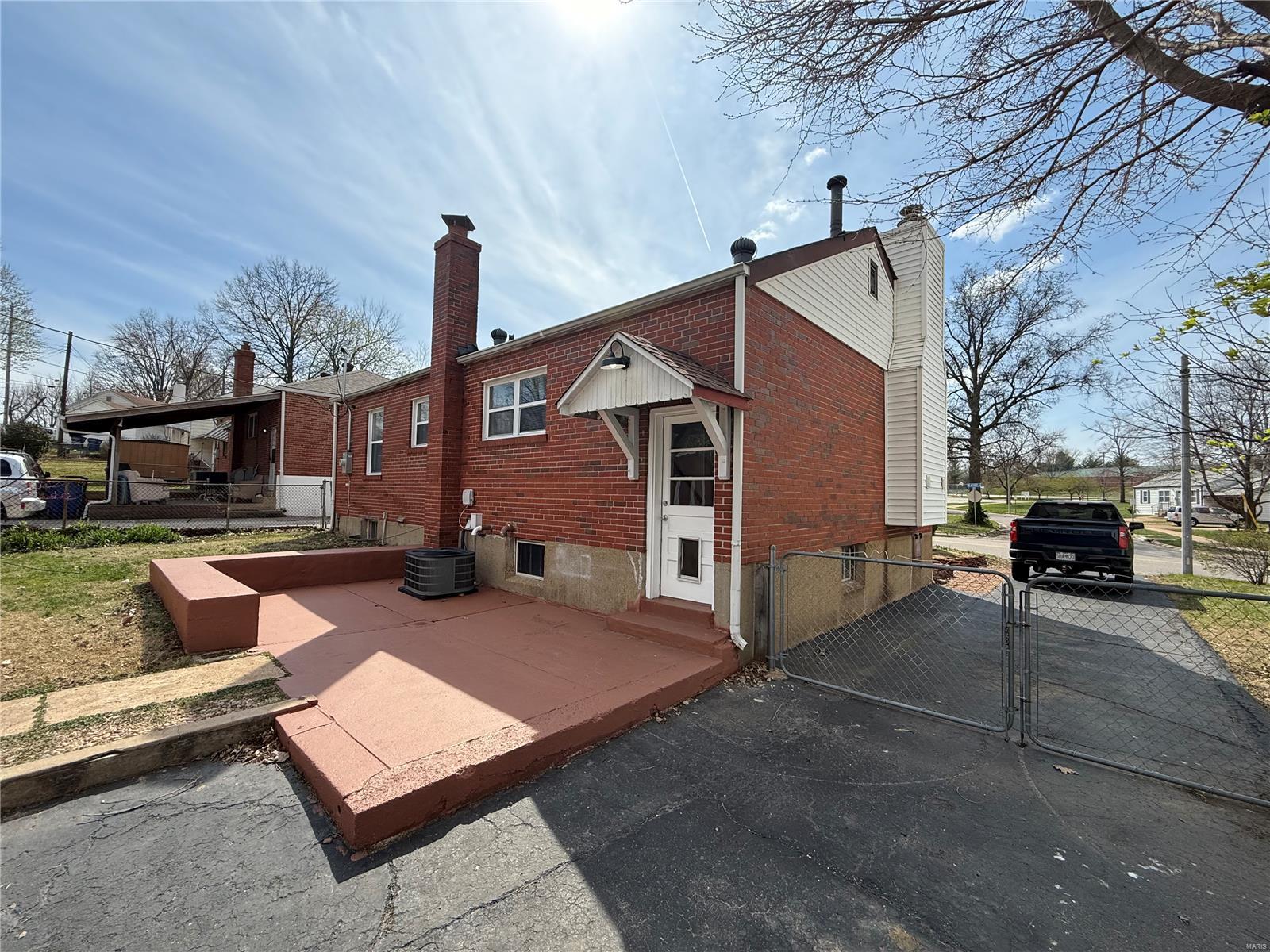 3700 Ashby Road St. Ann, MO 63074 - Photo 9 of 10 Gallery Image 9