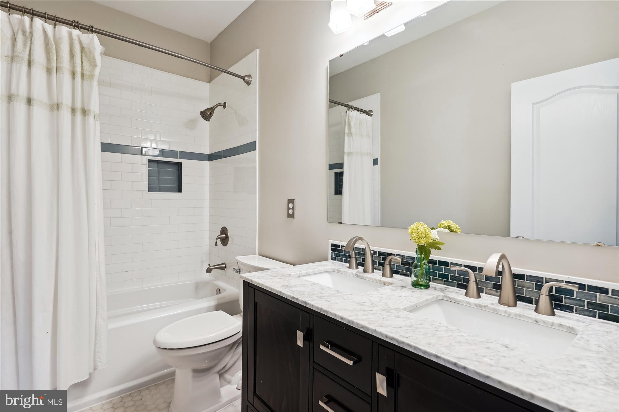 4170 Talon Drive Dumfries, VA 22025 - Photo 22 of 26 Beautiful full bath with dual sinks
