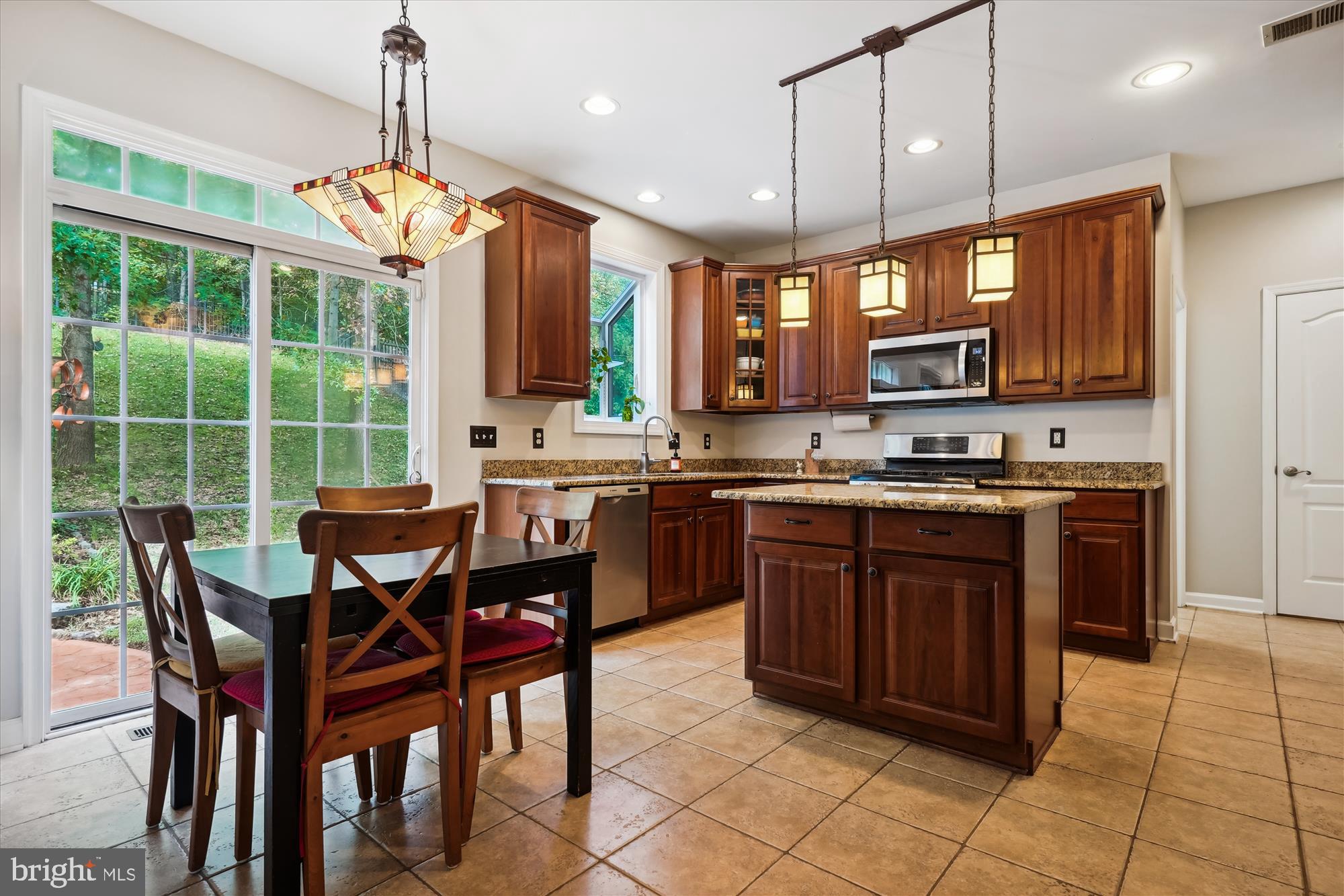 4170 Talon Drive Dumfries, VA 22025 - Photo 8 of 26 Kitchen with dining space