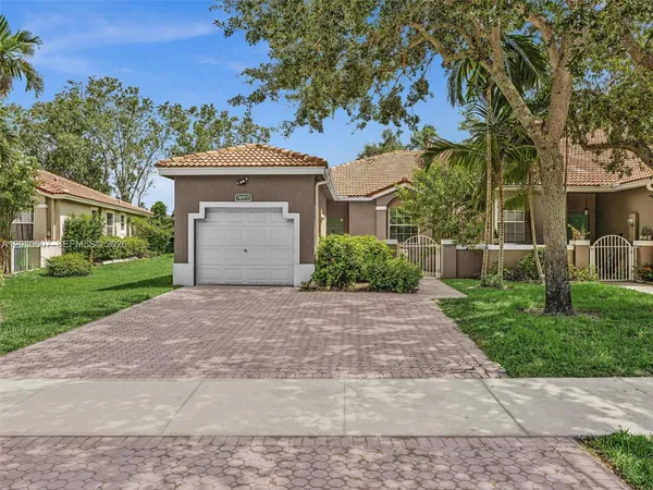 $415,000 | 7420 South Aragon Boulevard, Unit 1, Sunrise, FL 33313