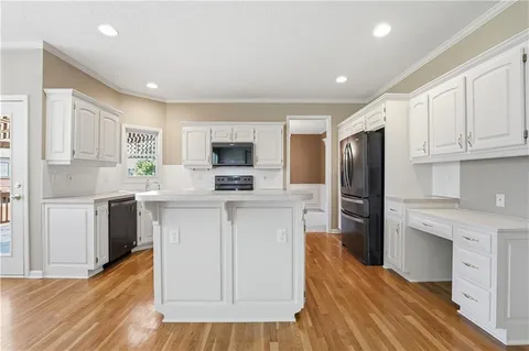 $549,950 | 8224 West 123rd Street, Overland Park, KS 66213