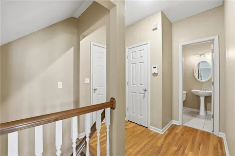 $549,950 | 8224 West 123rd Street, Overland Park, KS 66213