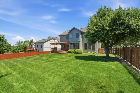 $549,950 | 8224 West 123rd Street, Overland Park, KS 66213