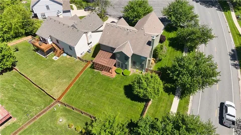 $549,950 | 8224 West 123rd Street, Overland Park, KS 66213