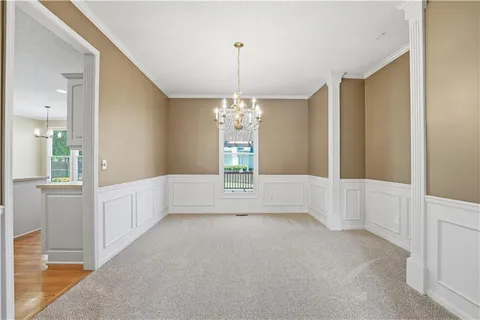 $549,950 | 8224 West 123rd Street, Overland Park, KS 66213