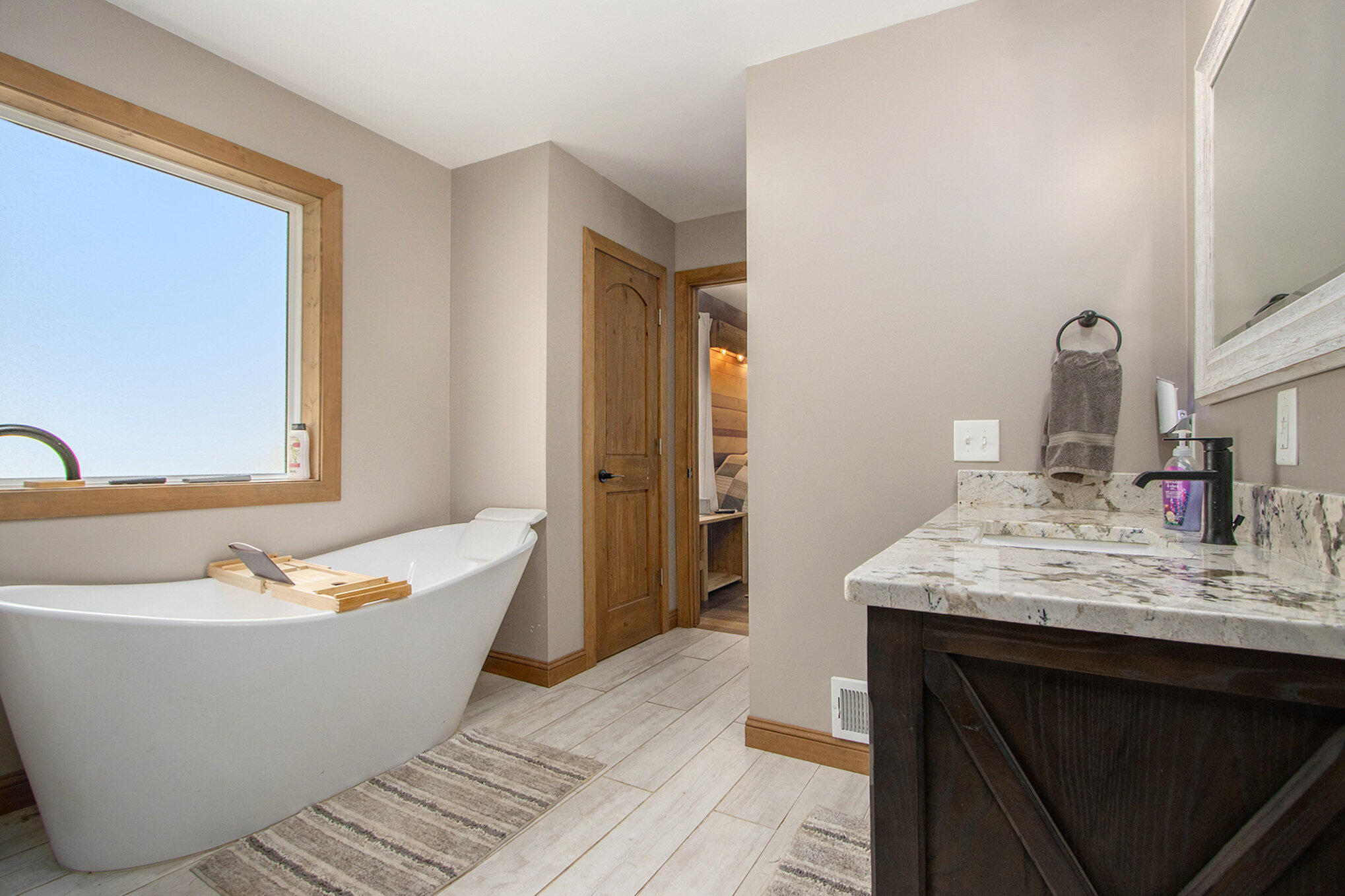 12359 South Sprinkle Road Vicksburg, MI 49097 - Photo 18 of 27 015_file_358