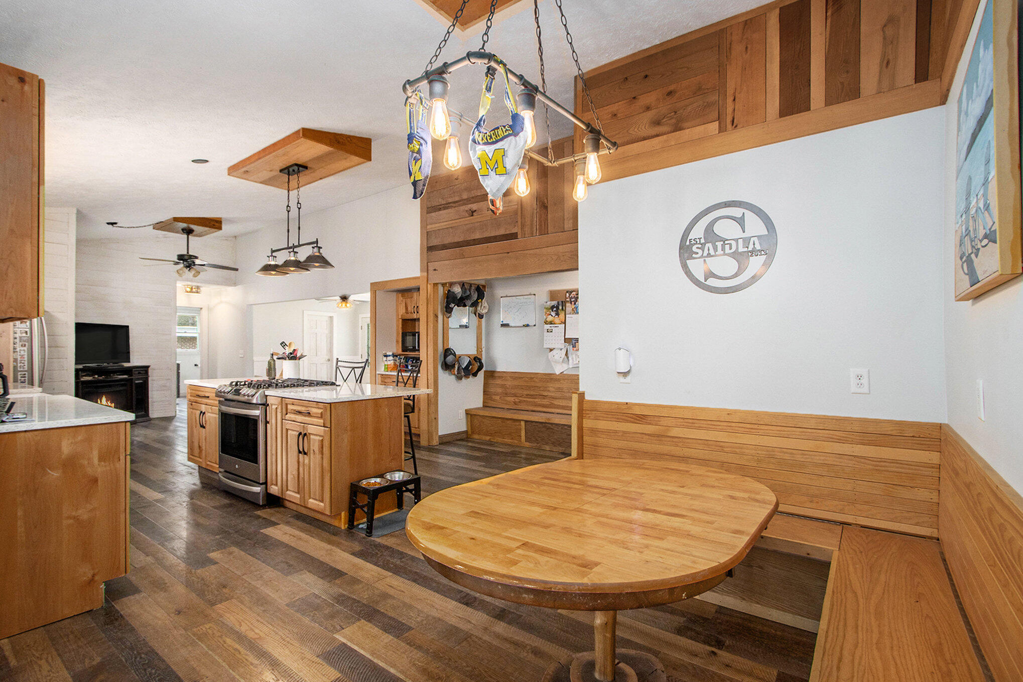 12359 South Sprinkle Road Vicksburg, MI 49097 - Photo 8 of 27 008_file_852