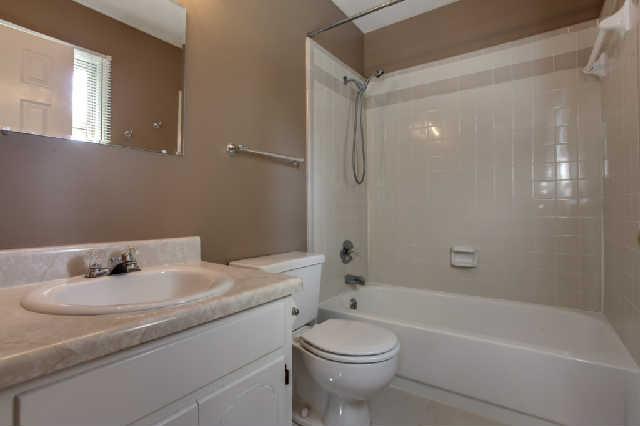 2122 Sulphur Springs Road Murfreesboro, TN 37129 - Photo 13 of 20 Master bath with tile floors and shower