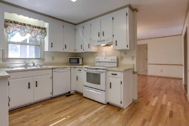 2122 Sulphur Springs Road Murfreesboro, TN 37129 - Photo 7 of 20 Another shot of the kitchen and the dining room