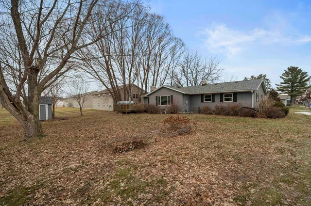 $369,000 | 313 Sunset Road, Columbus, WI 53925