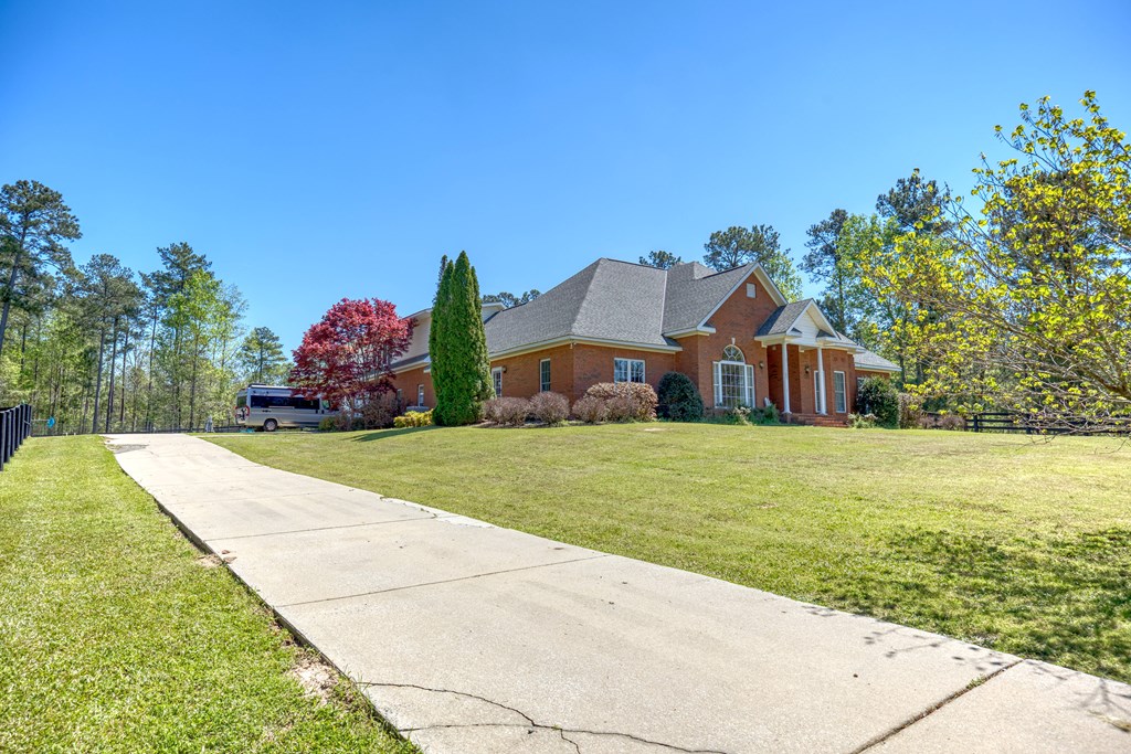 295 Apache Trail Waverly Hall, GA 31831 - Photo 4 of 48