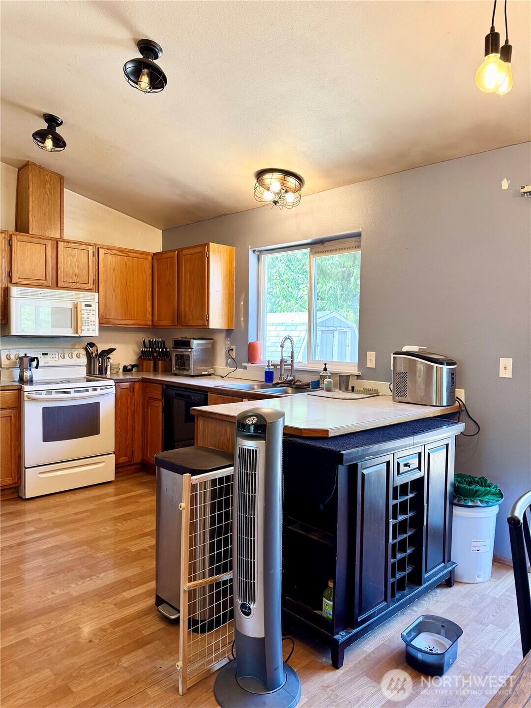 7169 East Raintree Lane Port Orchard, WA 98366 - Photo 6 of 9 Gallery Image 6