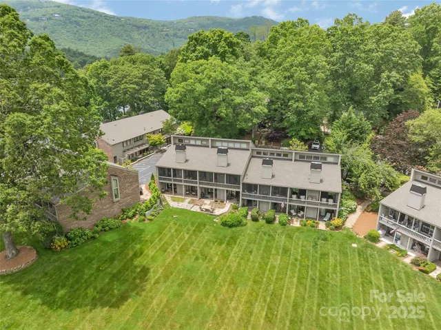 $1,250,000 | 55 Toxaway Shores, Unit 14, Lake Toxaway, NC 28747