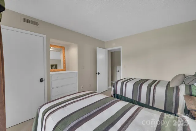 $1,250,000 | 55 Toxaway Shores, Unit 14, Lake Toxaway, NC 28747