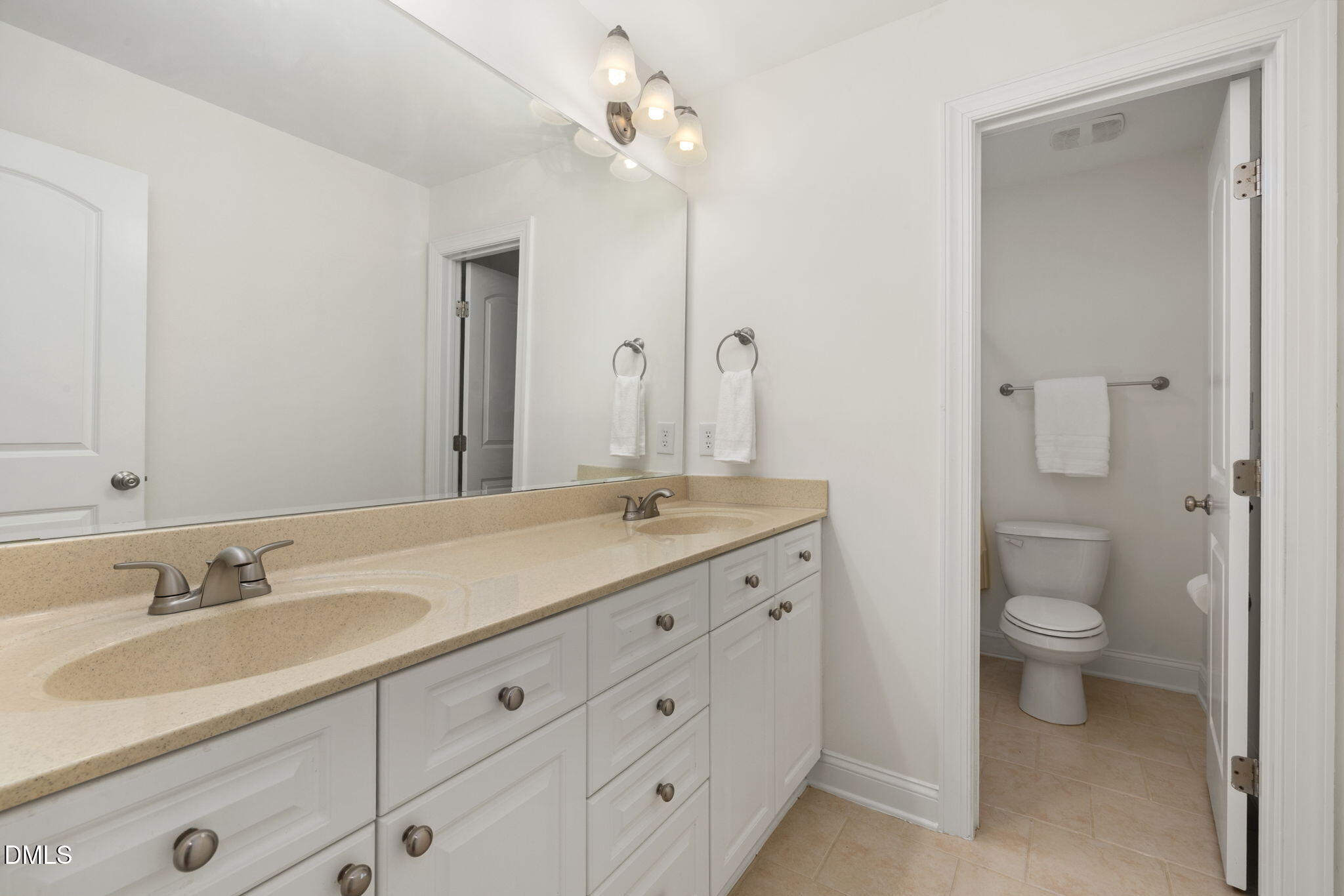 7219 Newport Avenue Raleigh, NC 27613 - Photo 38 of 54 45-web-or-mls-DX3A9691