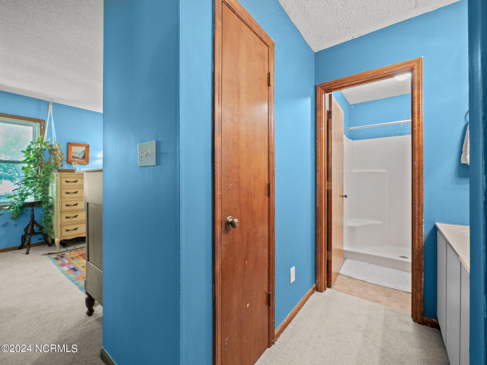 270 Raintree Road Jacksonville, NC 28540 - Photo 13 of 31 34-web-or-mls-P5222197