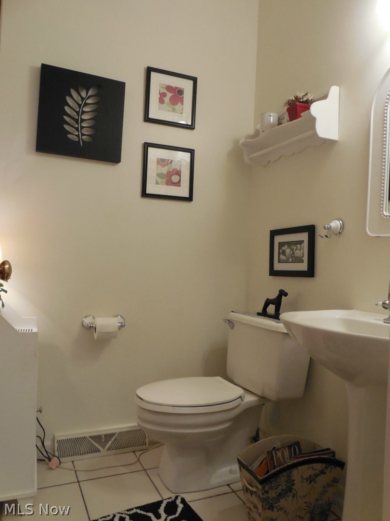 2334 Hunters Ridge Youngstown, OH 44512 - Photo 9 of 25 Gallery Image 9