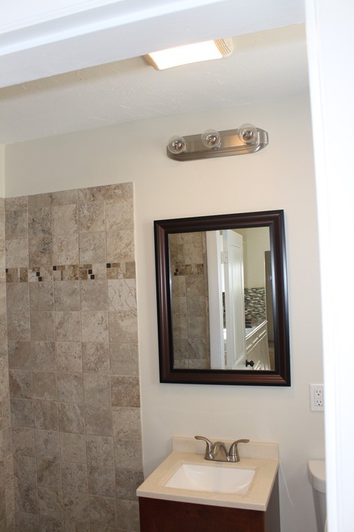 39 Brantwood Road Worcester, MA 01602 - Photo 5 of 12