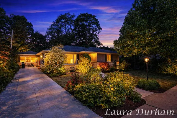 $1,100,000 | 526 Butler Street, Saugatuck, MI 49453