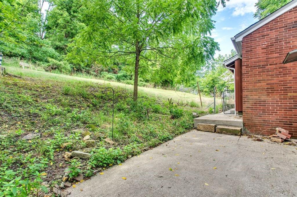 535 West Ingomar Road Pittsburgh, PA 15237 - Photo 22 of 24 Gallery Image 22