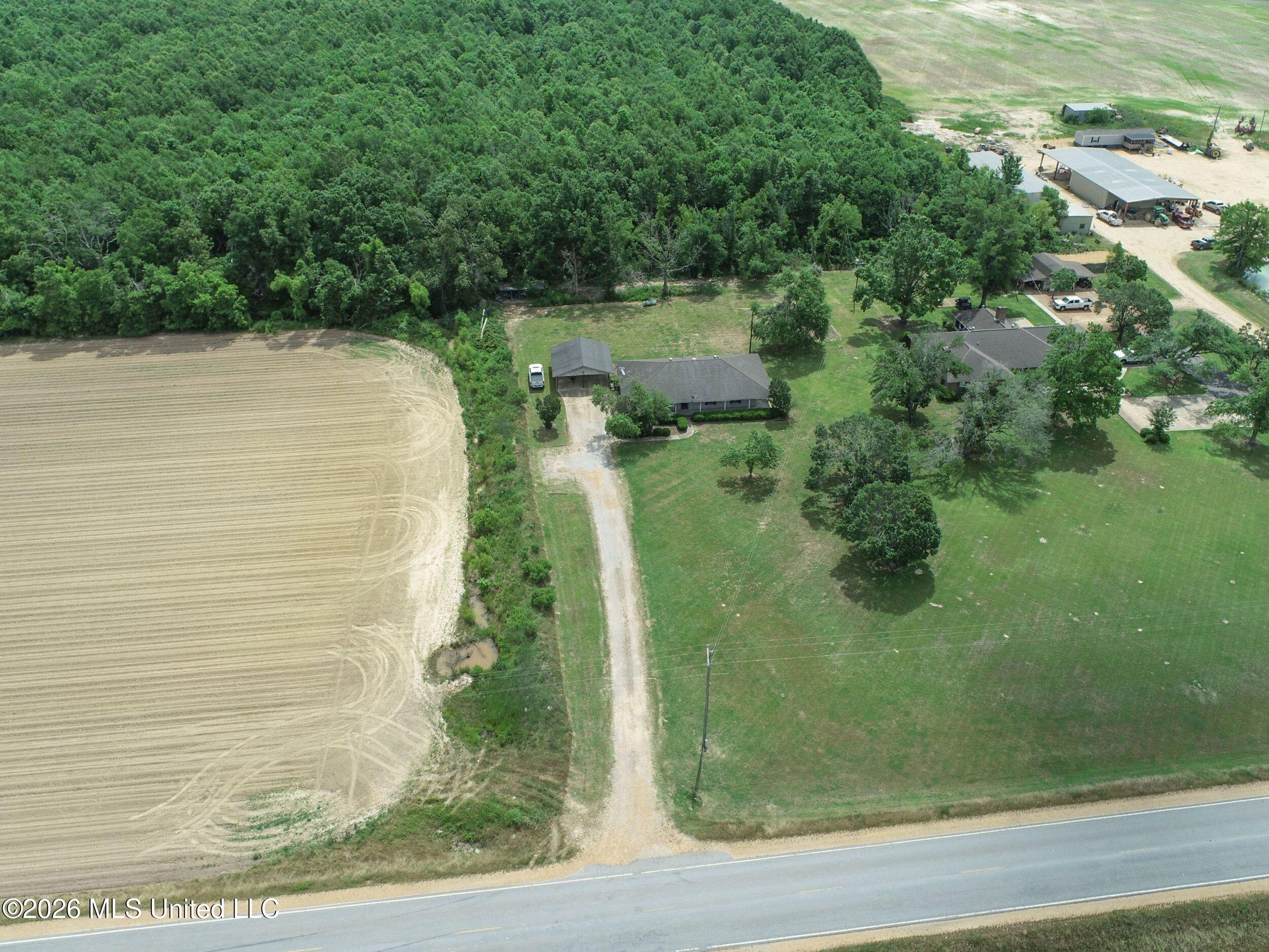 2336 Dummyline Road Batesville, MS 38606 - Photo 8 of 86 2tndlhs1