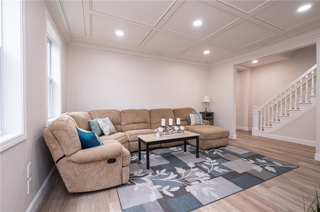 235 Spring Valley Road Jeannette, PA 15644 - Photo 9 of 25 Gallery Image 9
